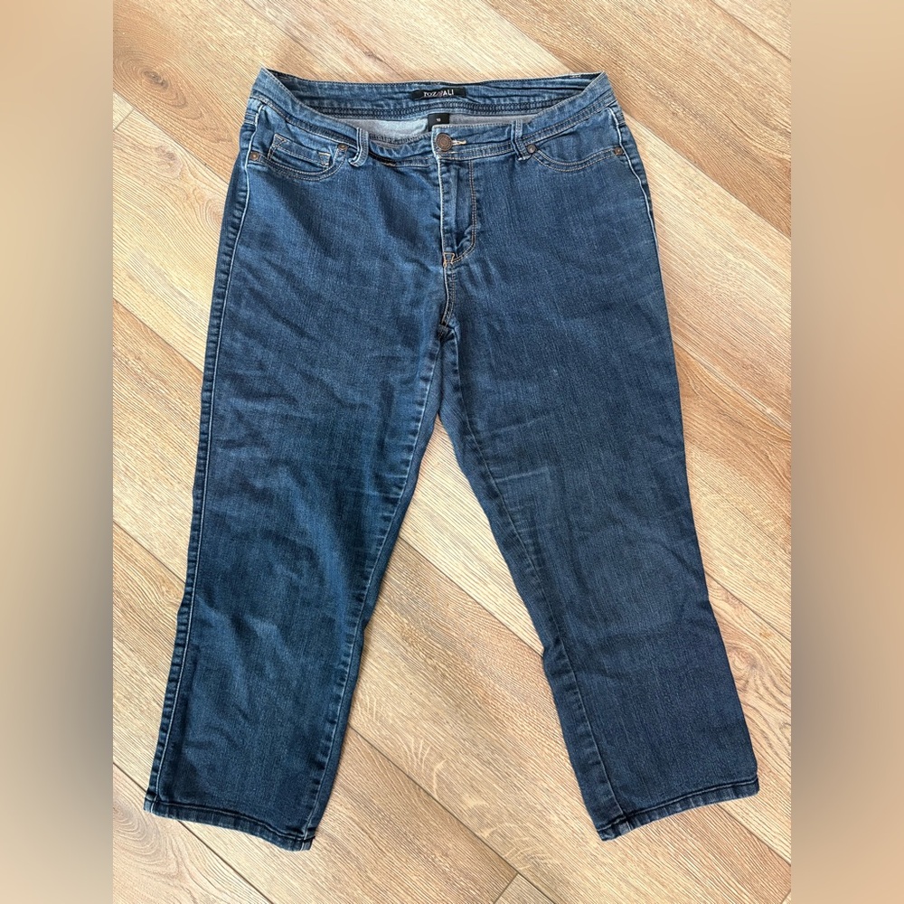 Roz & Ali Blue Capri Jeans